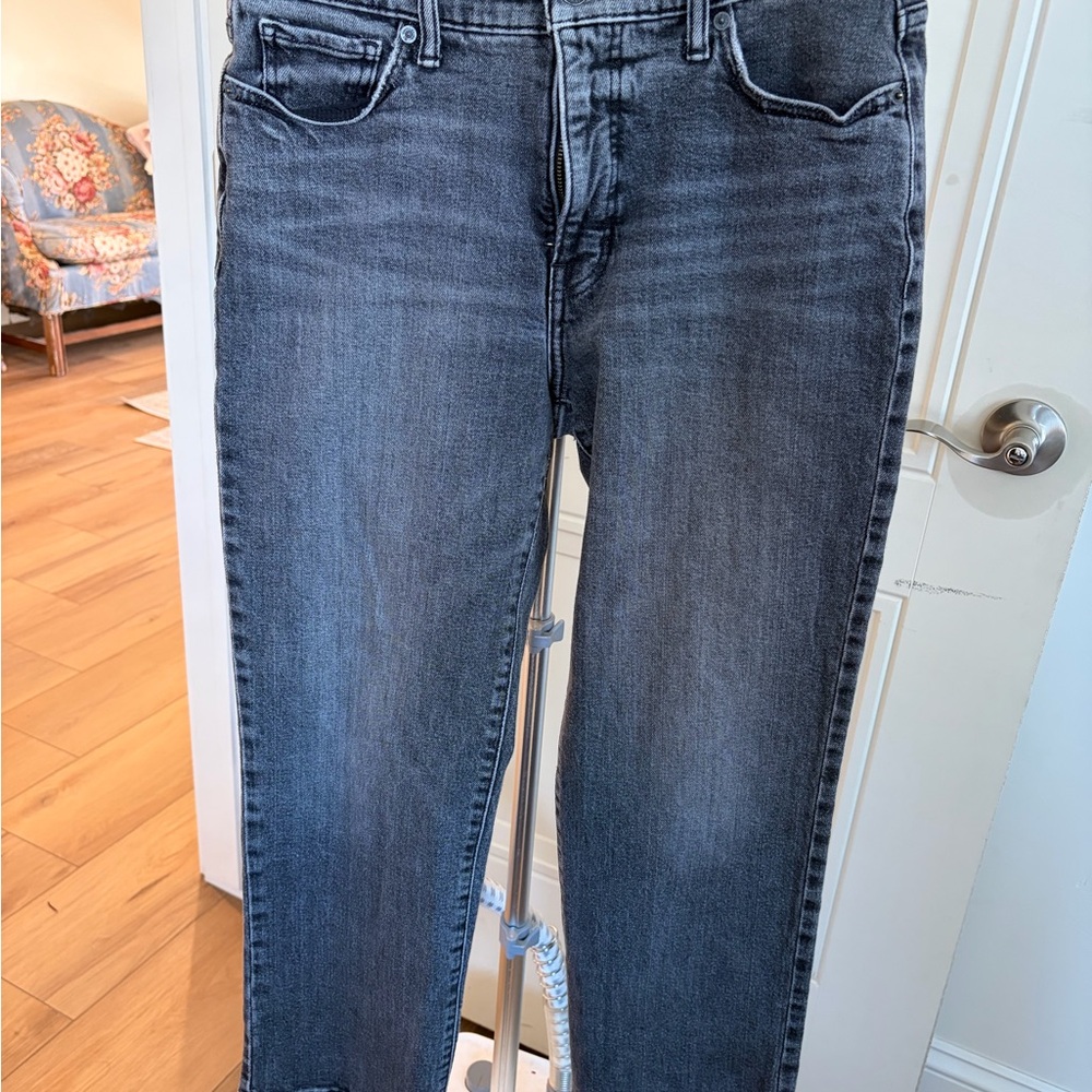 3/$15! Lucky Brand Zoe High Rise Straight Women’s Gray Straight Cropped Jeans